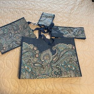 Vera Bradley 4 piece market tote. NWT